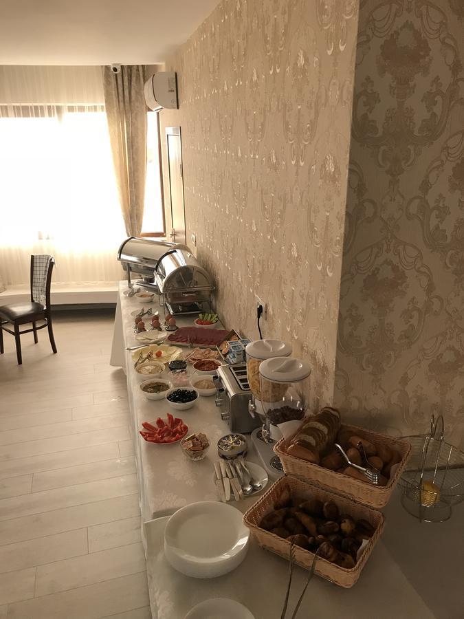 Hotel Promenada مامايا المظهر الخارجي الصورة